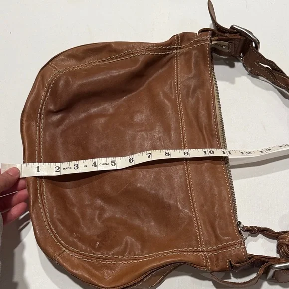 Fossil Tan Leather Shoulder Bag - Picture 4 of 5